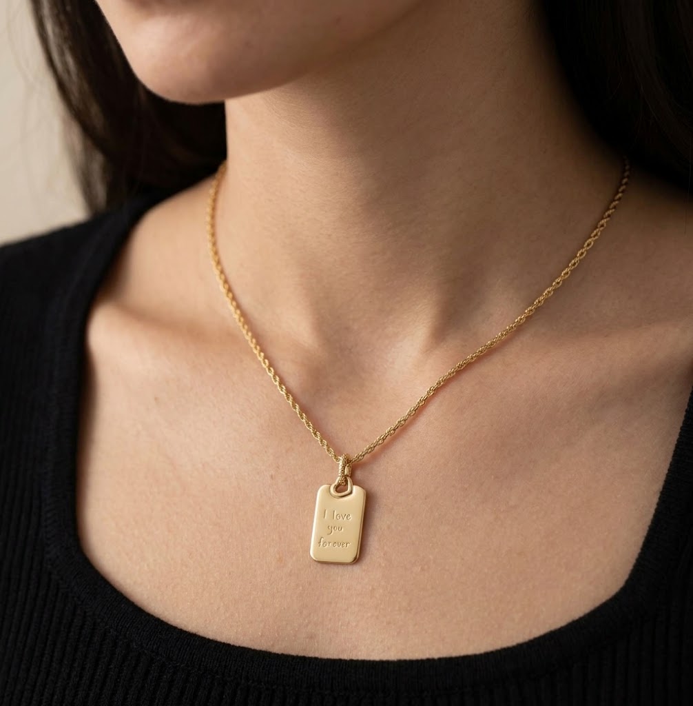 Romantic Engraved Pendant Necklace