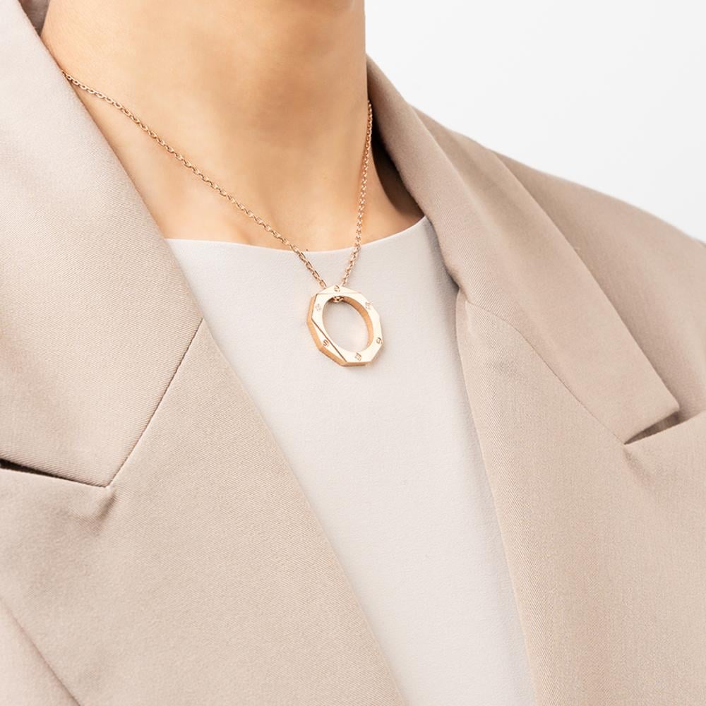 Geometric Diamond Circle Necklace 2