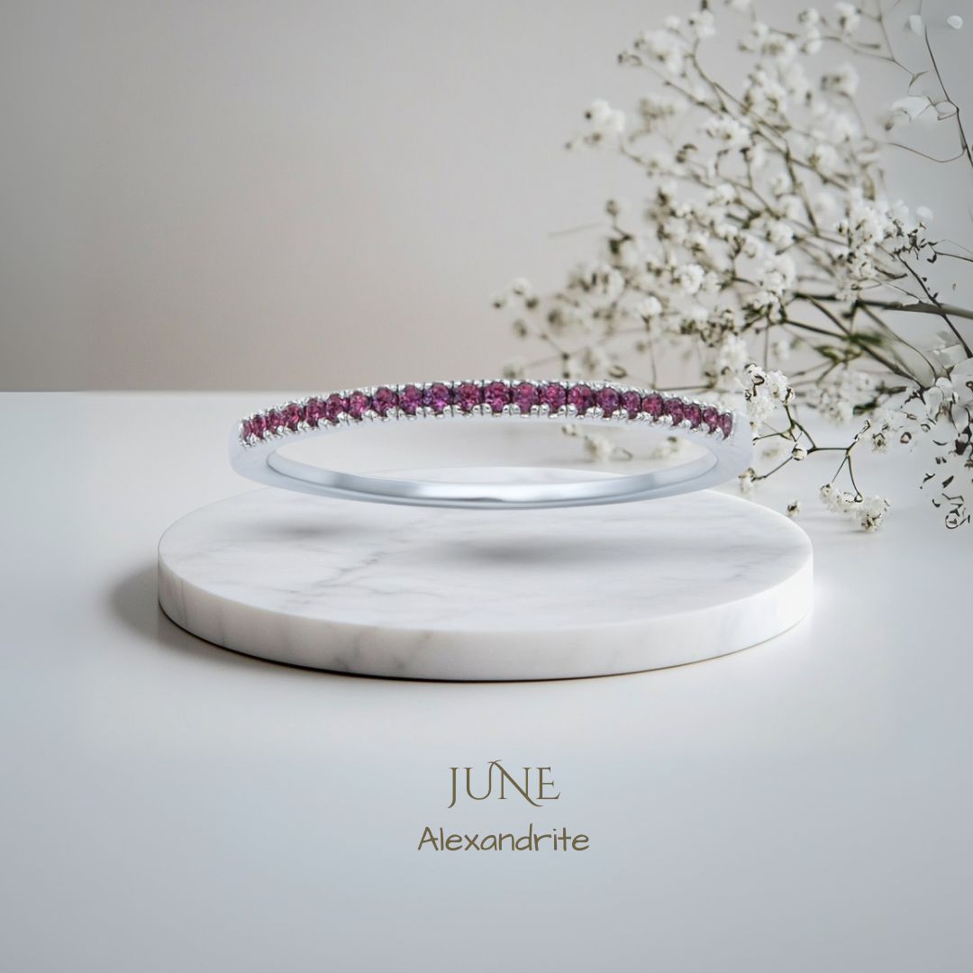 Vivre Birthstone Ring