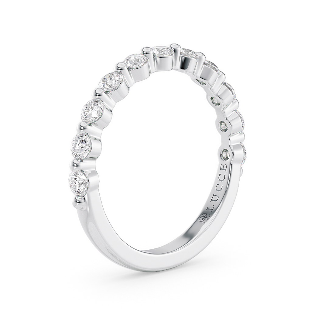 Chiesa Floating Shared Prong Diamond Band