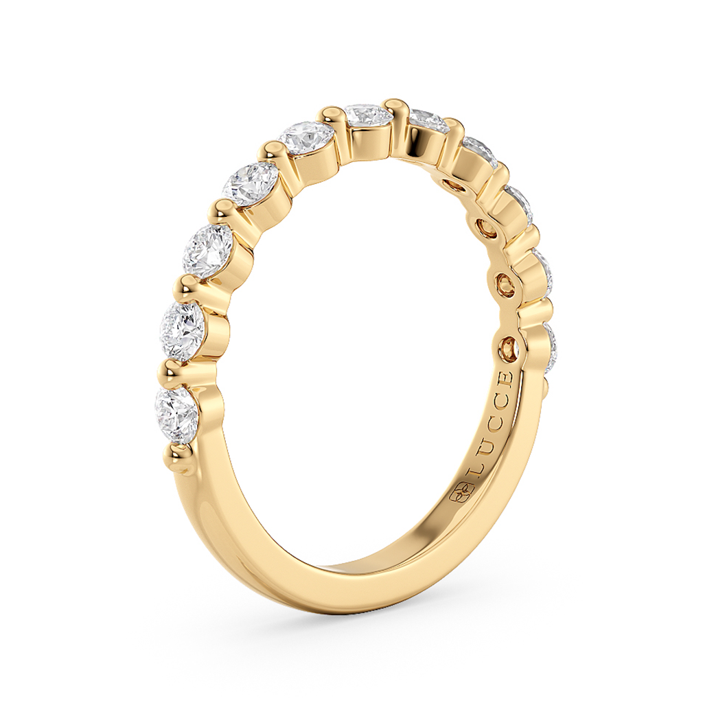 Chiesa Floating Shared Prong Diamond Band
