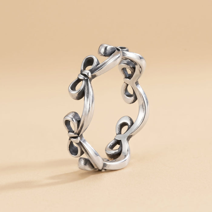 Dainty Bows Ring