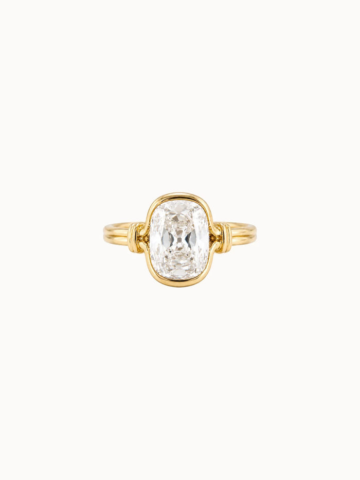 Luxe Gold Elongated Cushion Rope Ring