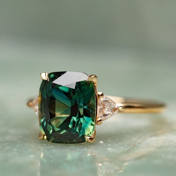 Vintage-Inspired Green Gemstone Ring