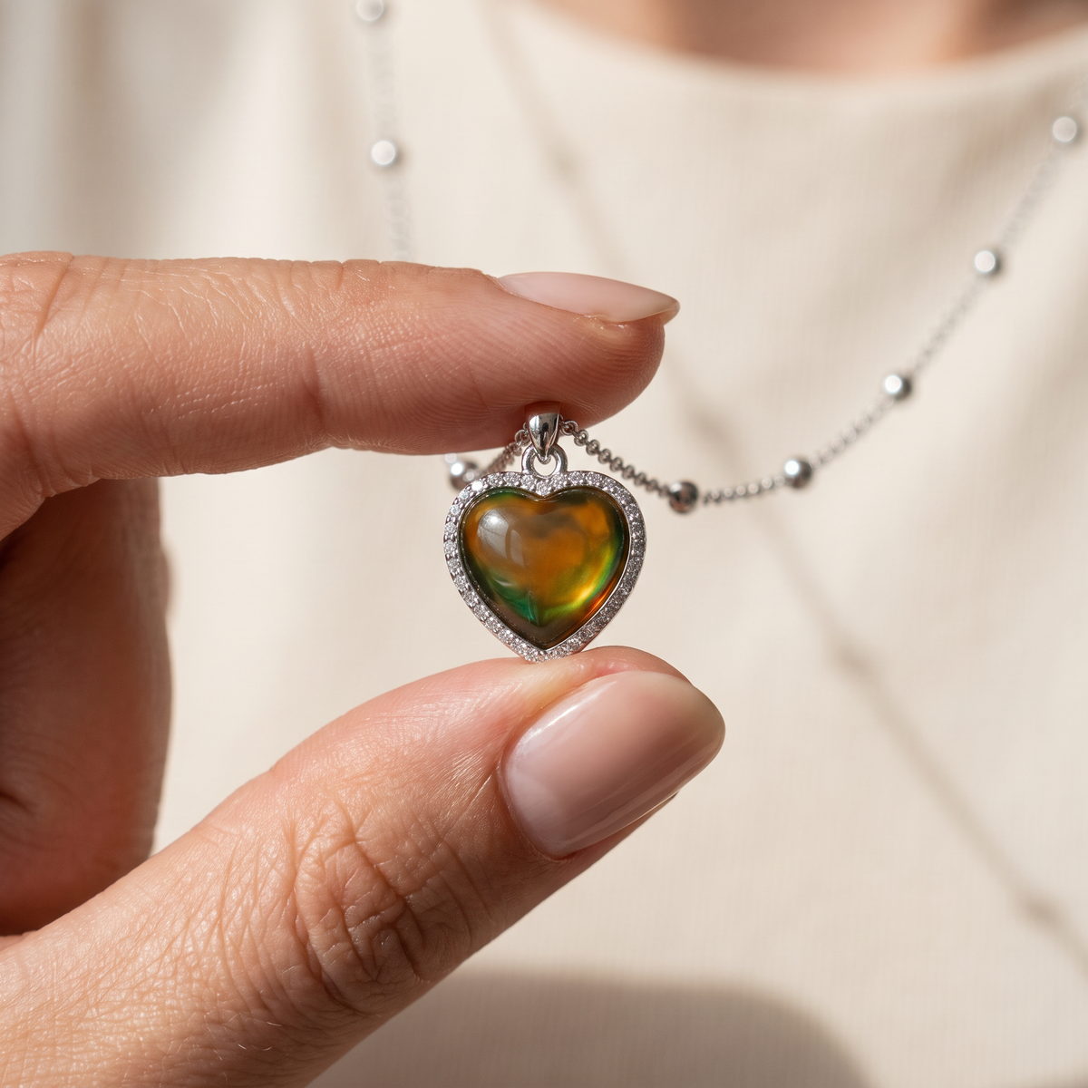 Enchanting Color Changing Mood Necklace