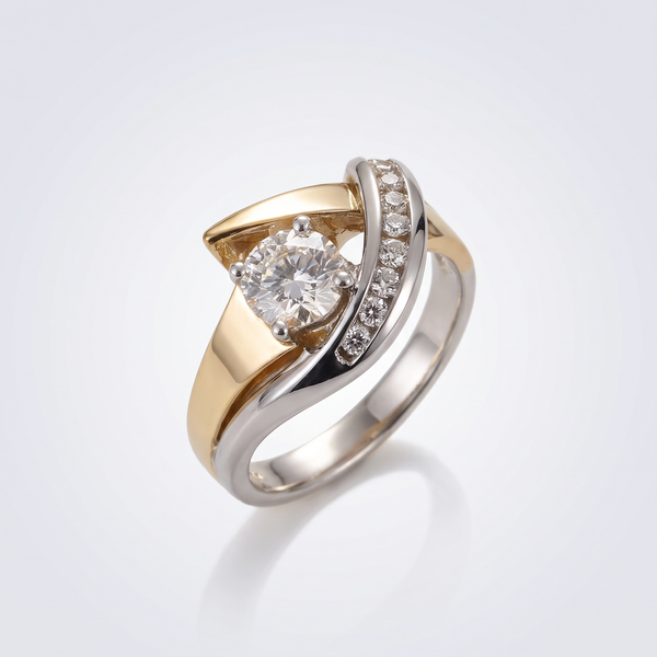 Antique-Inspired Irregular Gold and Silver Ring with Zircon