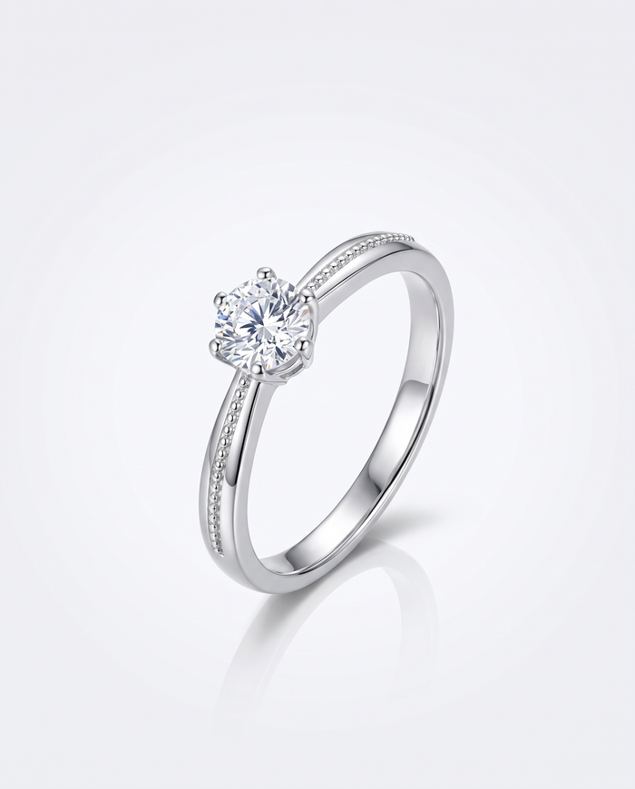 Elegant Classic Solitaire Ring