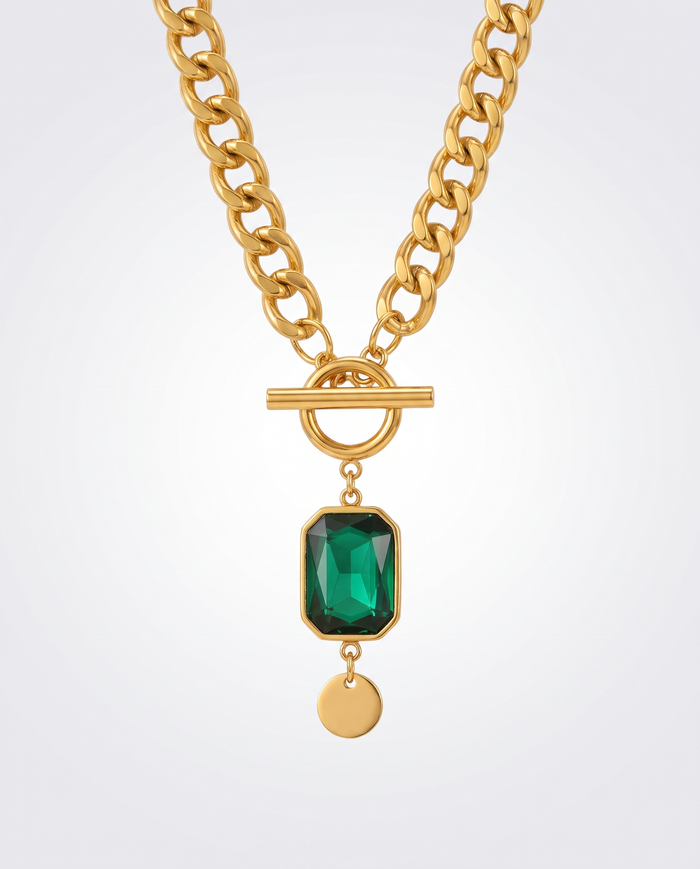 Elegant Emerald Chain Necklace