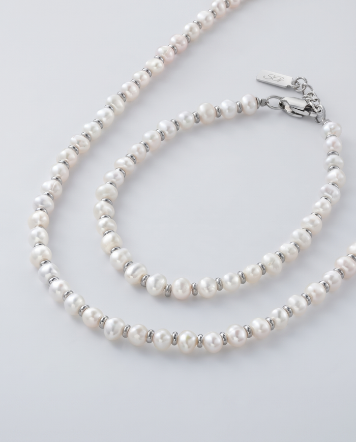 Classic Pearl Set